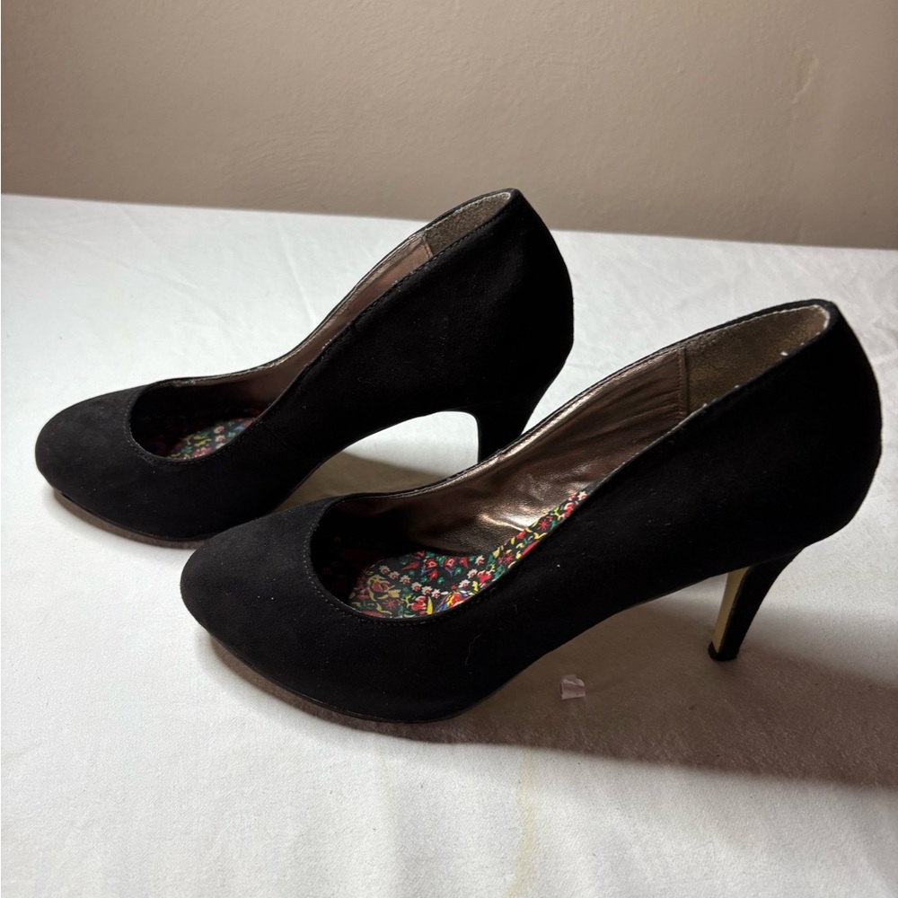 Elegant Black Women's Heels